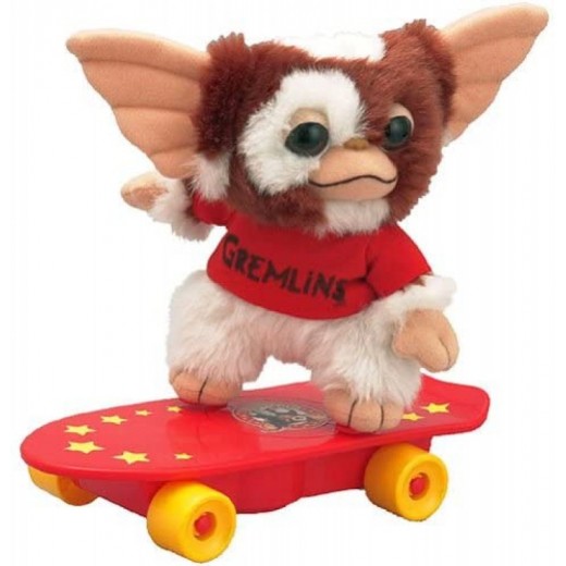 Peluche de Gremlins en monopatin Gremlin Gizmo muñeco skateboard 24 cm